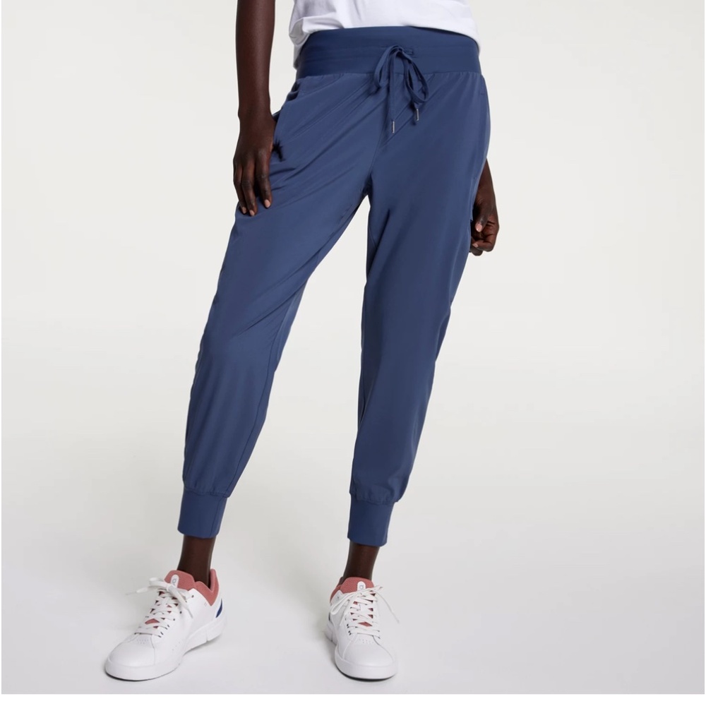 NWT CALIA Women's Truelight Cargo Pocket Jogger